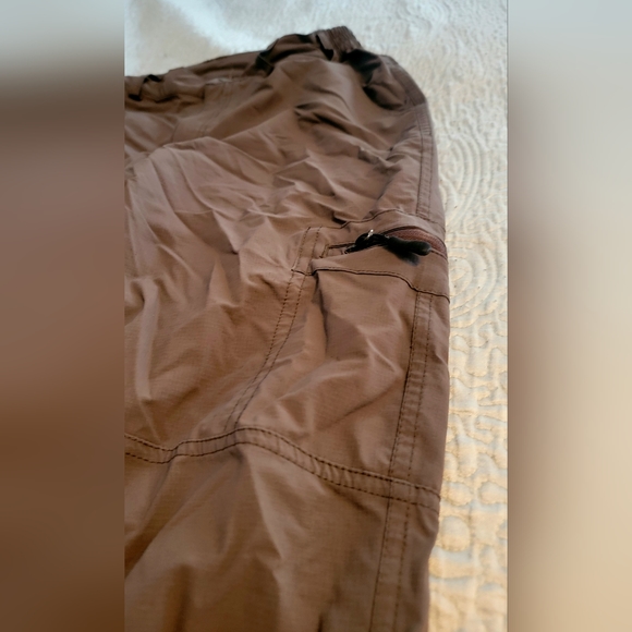 💜4/$20💜NONWE brown baggy cargo pants - Picture 2 of 6